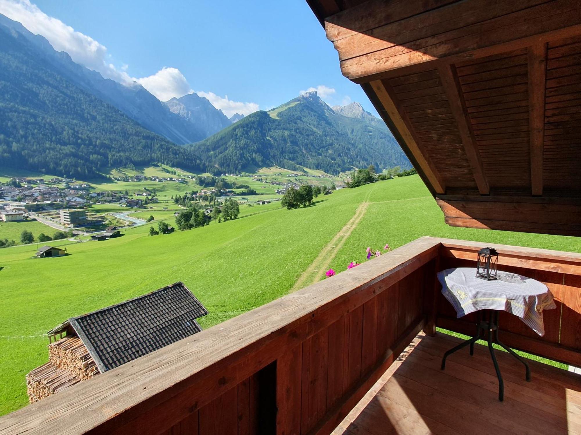 Omesbergerhof Villa Neustift im Stubaital Exterior photo